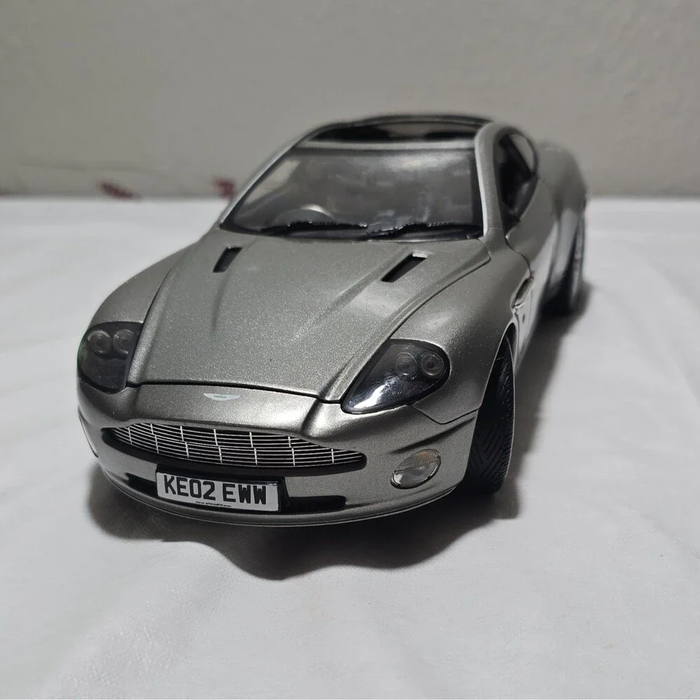 JOY RIDE Studios aston martin